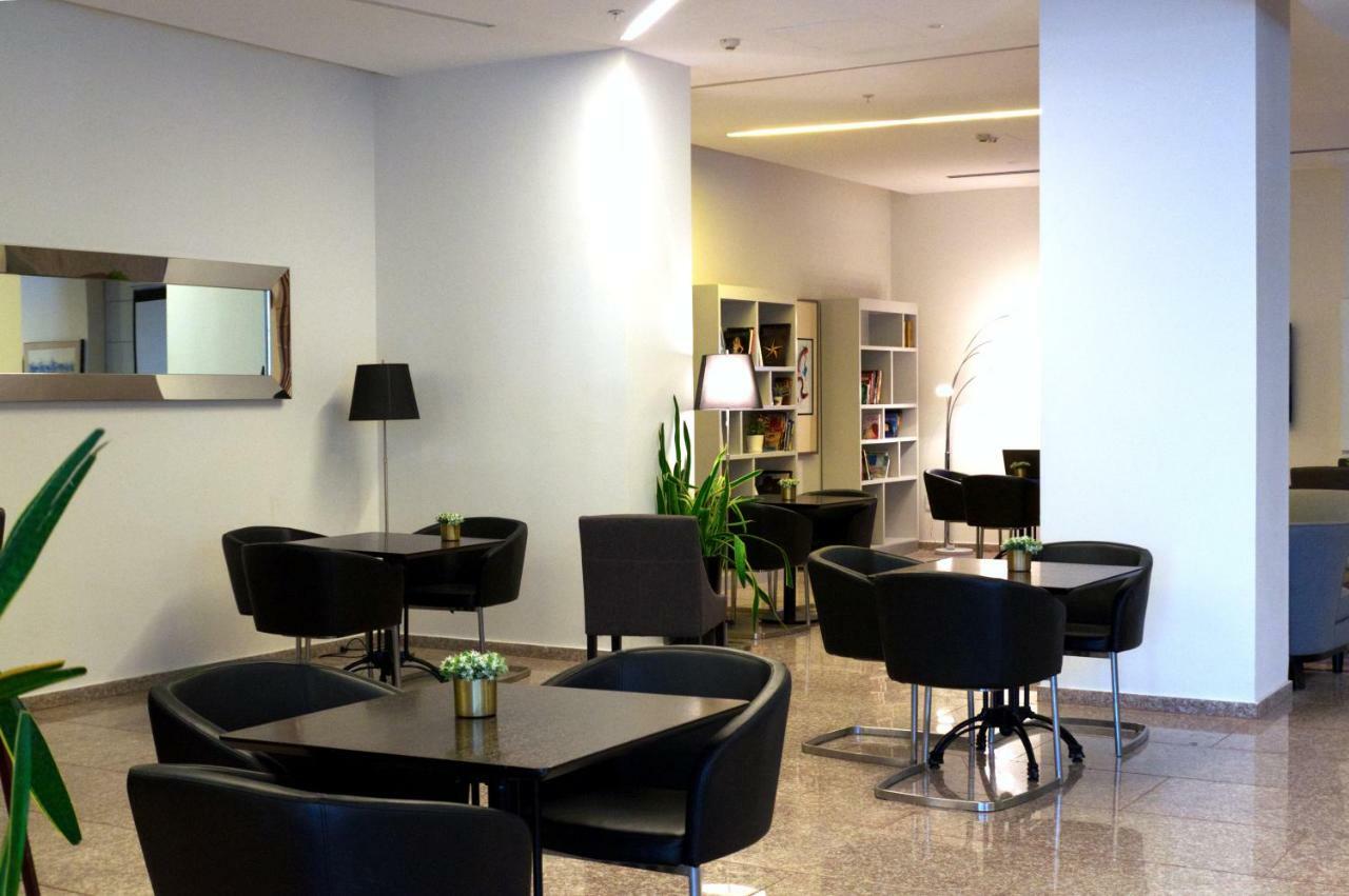 Отель Benjamin Business Herzliya